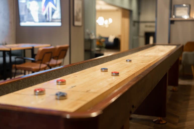 spill i lobby på scandic victoria lillehammer i lillehammer