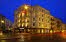 Hotellfasaden i kveldsbelysning, Scandic Holberg