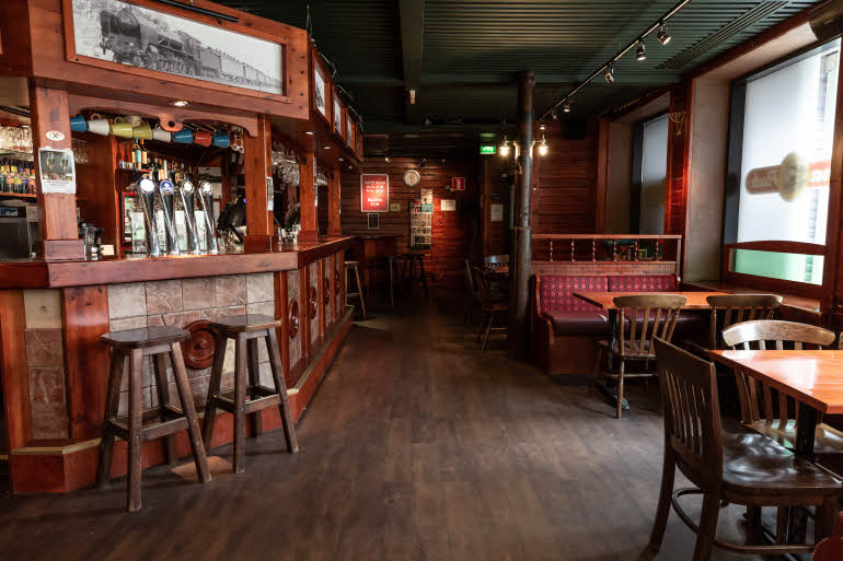 Bar Baana