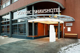 Fasade og hovedinngang, Scandic Ishavshotel 
