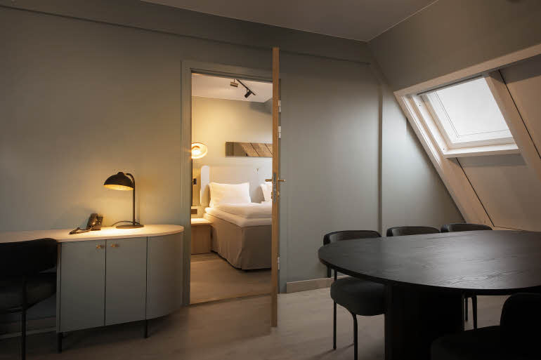 Spiseplass/møtebord i Master suite