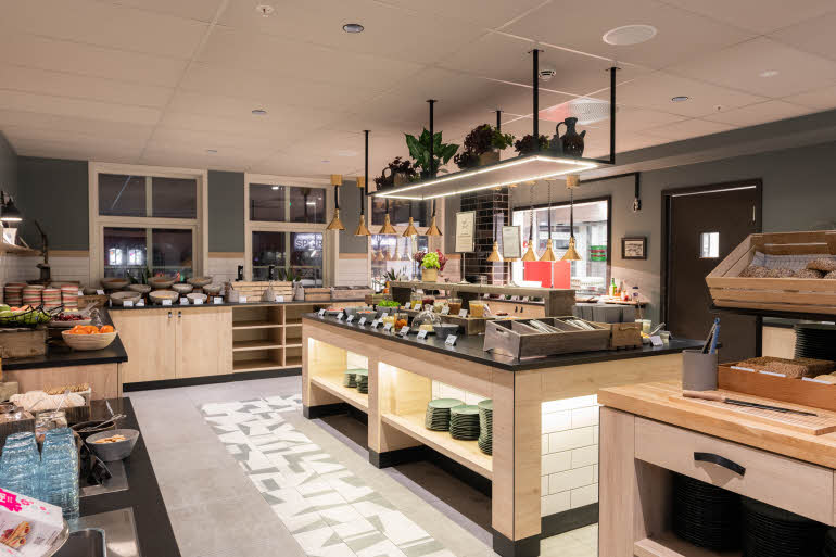 frokostområde på scandic victoria lillehammer i lillehammer