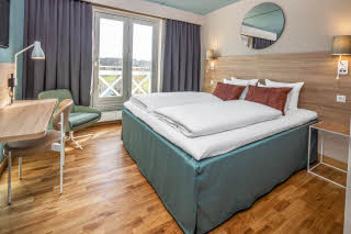 Double bed in room
