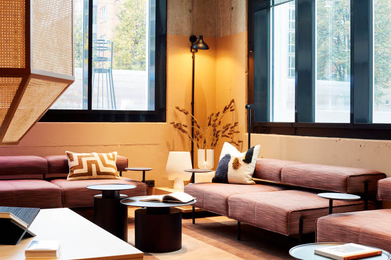 Living Room sofas Scandic München Macherei