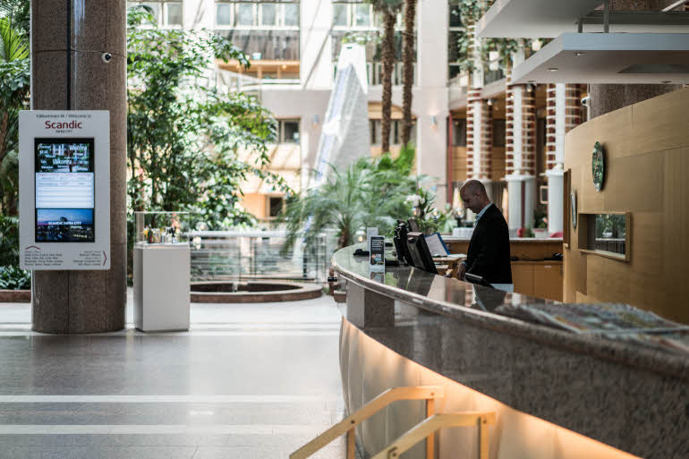 Resepsjon hotell Scandic Infra City Stockholm