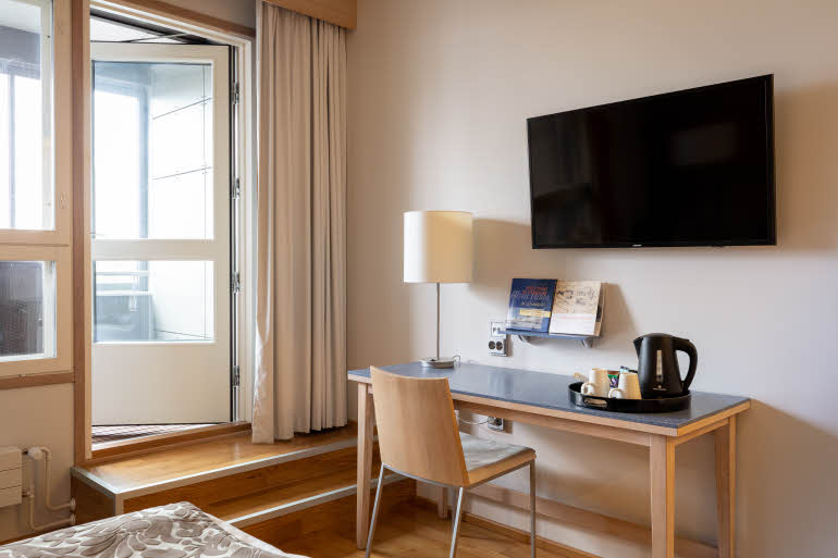 King superior room with balcony at Scandic Seinajoki