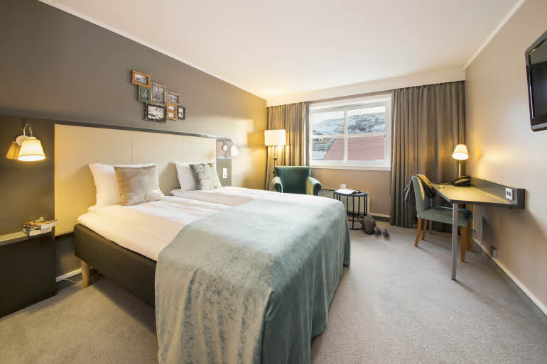 Superior-rom med kingsize-seng, Scandic Bryggen