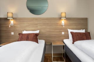 Twin bed