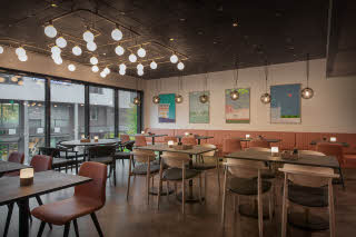 Restaurant og selskapslokaler i andre etasje