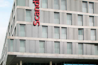 Hotellfasade med hovedinngang, Scandic Stavanger Airport