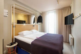 Bed in room Economy