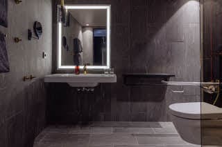 accessible bathroom 