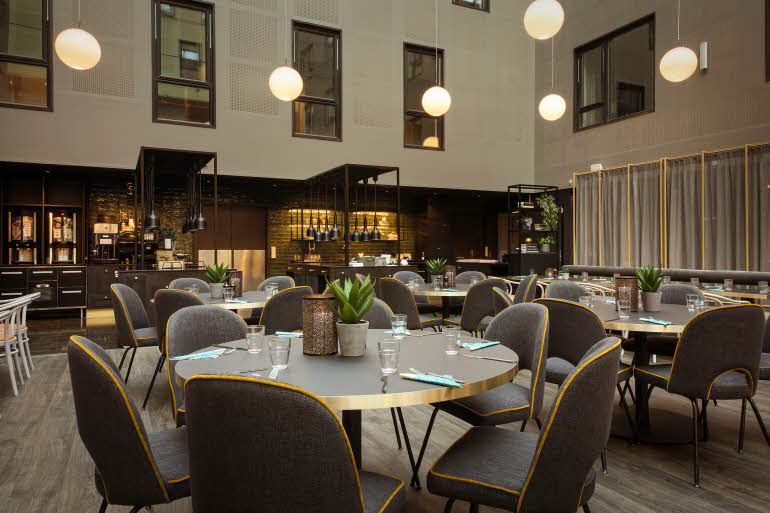 Bord i frokostrestaurant