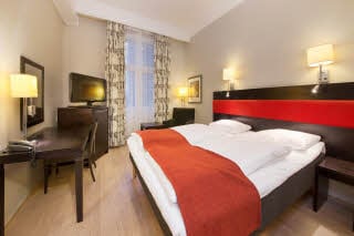 Queensize-seng i Economy-rom, Scandic Holberg