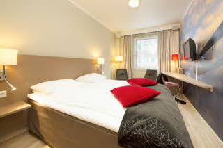 Standardrom med queensize-bed, Scandic Grand Tromsø