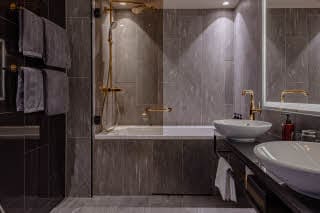 Master Suite, bathroom