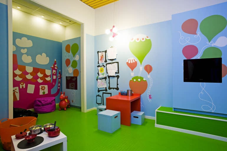 Play room kids area Scandic Infra City