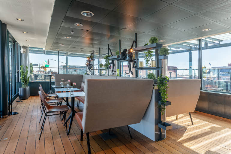 Rooftop bar 