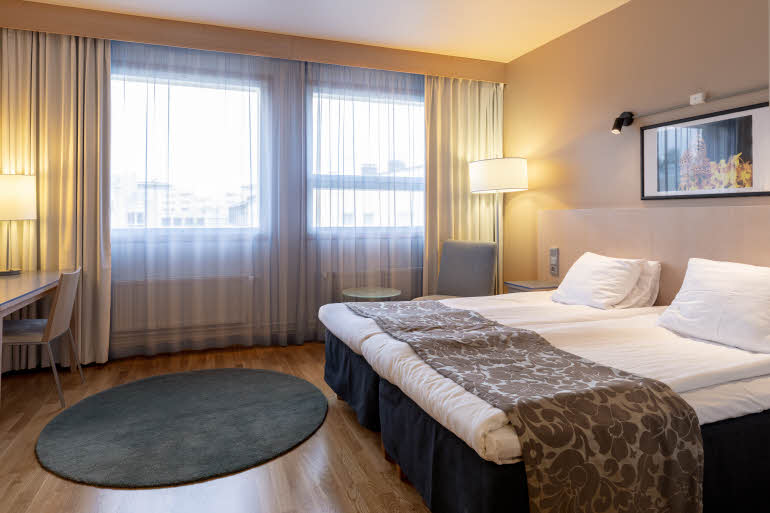 Superior king room at Scandic Seinajoki