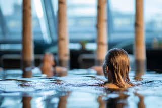 Damer i Artesia Spa, Grand Hotel Oslo