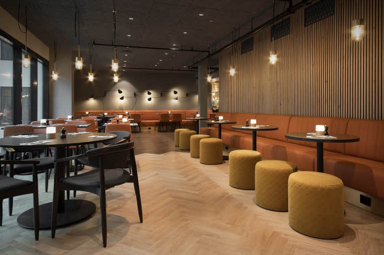 Restaurant og selskapslokaler i andre etasje