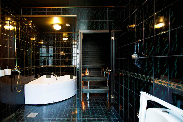 Bad i Superior Jacuzzi scandic vaasa
