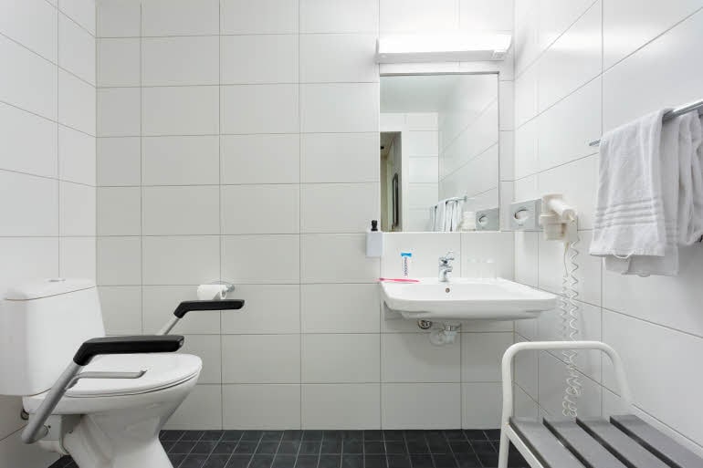 Bad i Tilgjengelighetsrom, Scandic Kristiansund