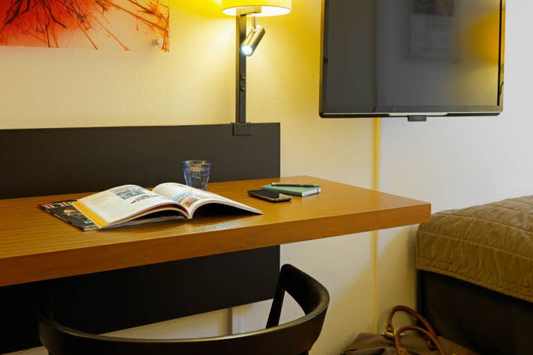 Economy room