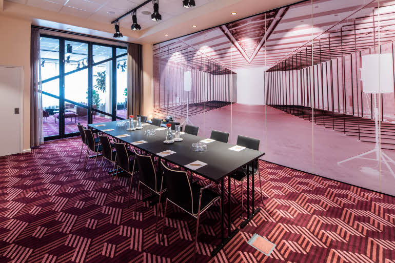 meeting room 105 boardroom style