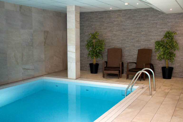 Basseng hotell Scandic Örebro Väst