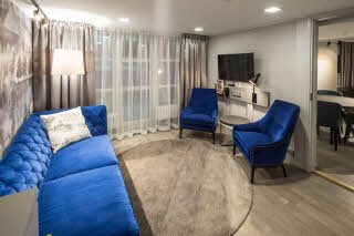 Living room Master Suite
