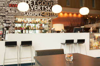 Bardisk i lobby, Scandic Stavanger Airport