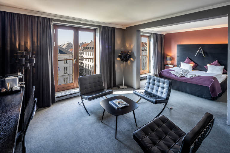 junior suite at scandic front copenhagen