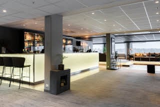 bar på scandic hell