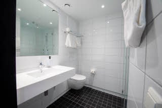 bad i junior suite på scandic sortland 