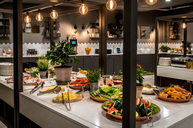 Frokost hotell Scandic Mölndal Gøteborg