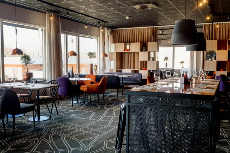 Restaurant tables Scandic Linkoping Vast