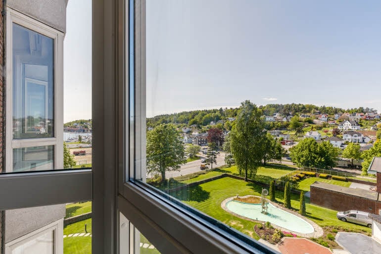 Utsikt over parken og byen fra hotellet, Scandic Park Sandefjord 