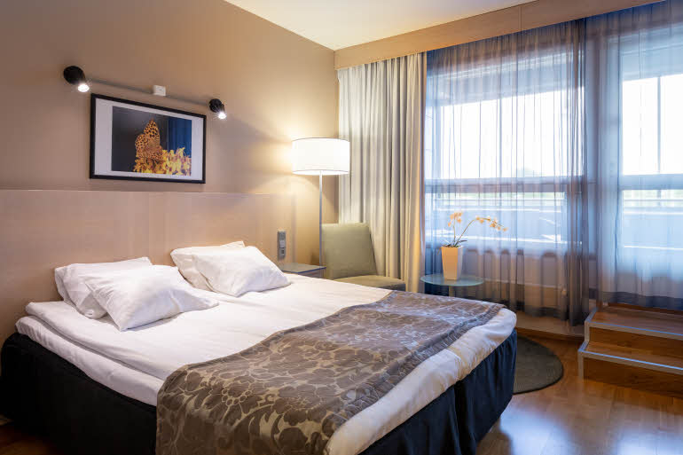 King superior room with balcony at Scandic Seinajoki