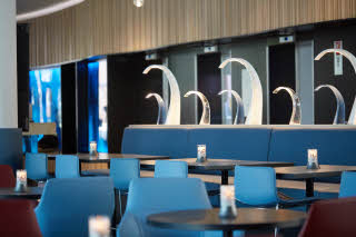 bar at Scandic Hamburg Emporio