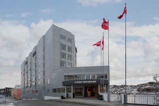 Hotellfasade med hovedinngang, Scandic Kristiansund
